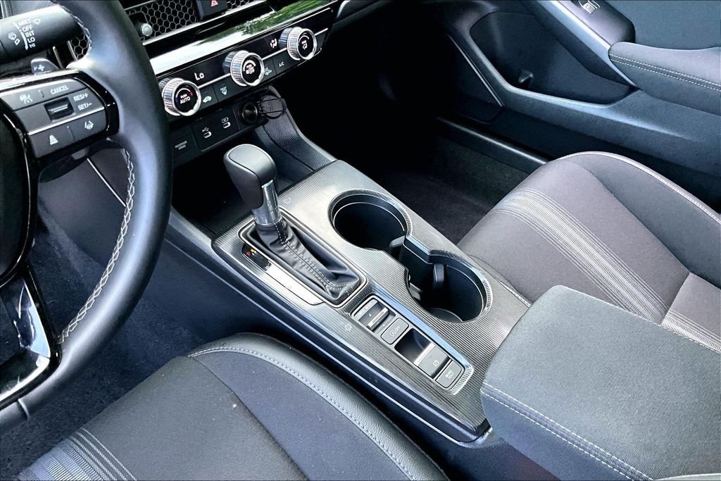 2025 Honda Civic Sport - Photo 13