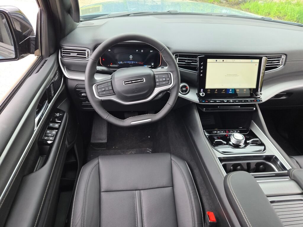 New 2026 Steel Blue Exterior Paint Jeep Limited Altitude image 2