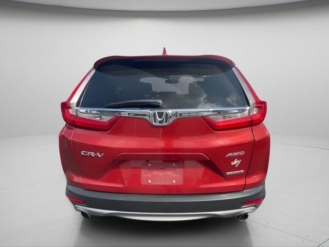 Used 2017 Basque Red Pearl II Honda Touring image 11