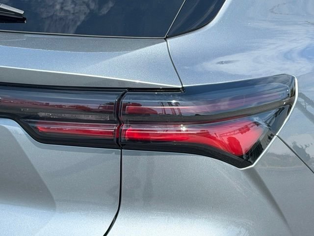 New 2026 Sterling Gray Metallic Chevrolet LT image 19