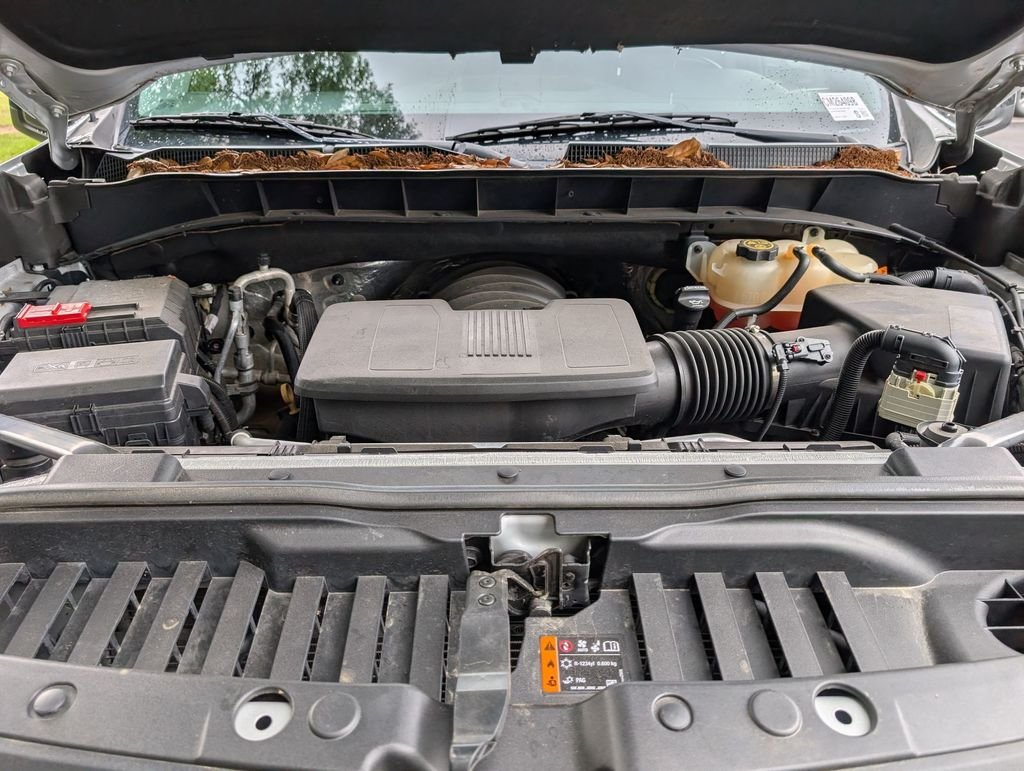 Used 2019 Silver Chevrolet RST image 12