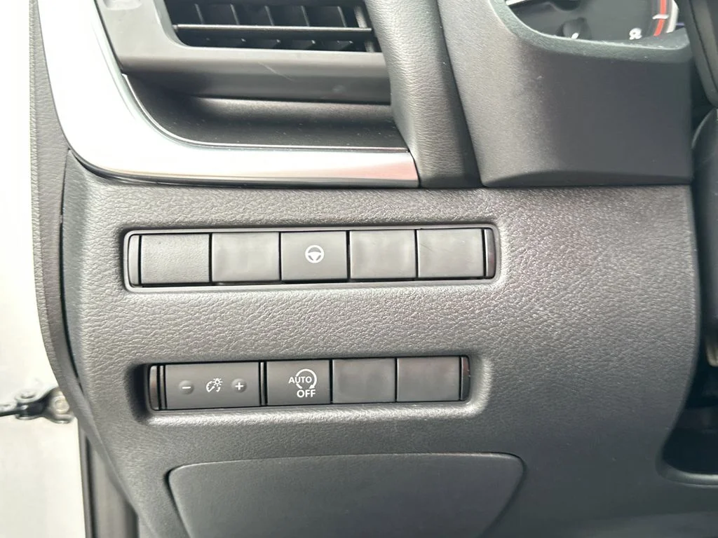 2023 Nissan Rogue SV - Photo 19