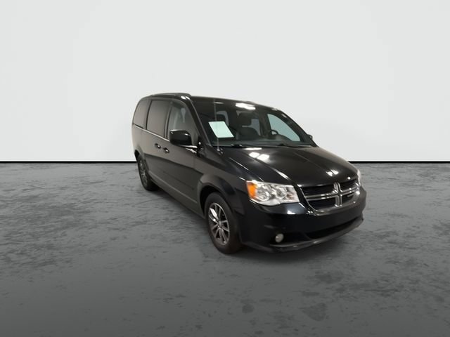 Used 2017 Dodge Grand Caravan SXT with VIN 2C4RDGCG6HR699245 for sale in Davenport, IA