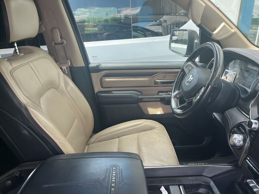 Used 2021 Diamond Black Ram Limited image 4