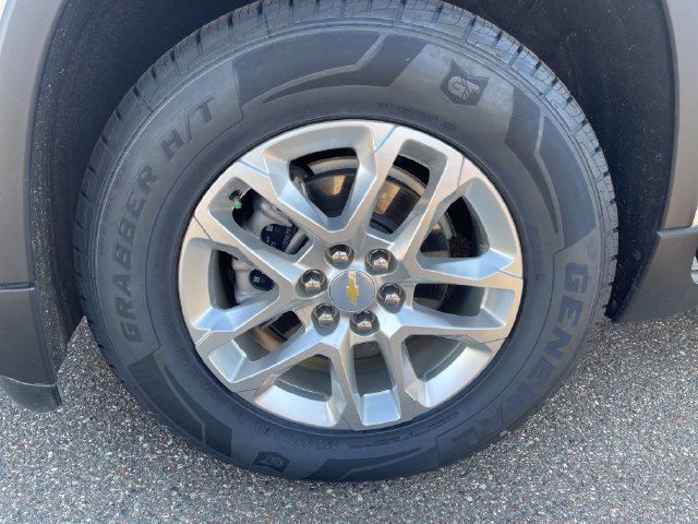 Certified Used 2020 SILVER ICE METALLIC Chevrolet LT Cloth image 25