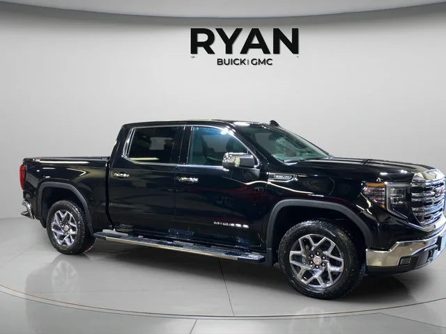 2026 GMC Sierra 1500 SLT - Photo 9