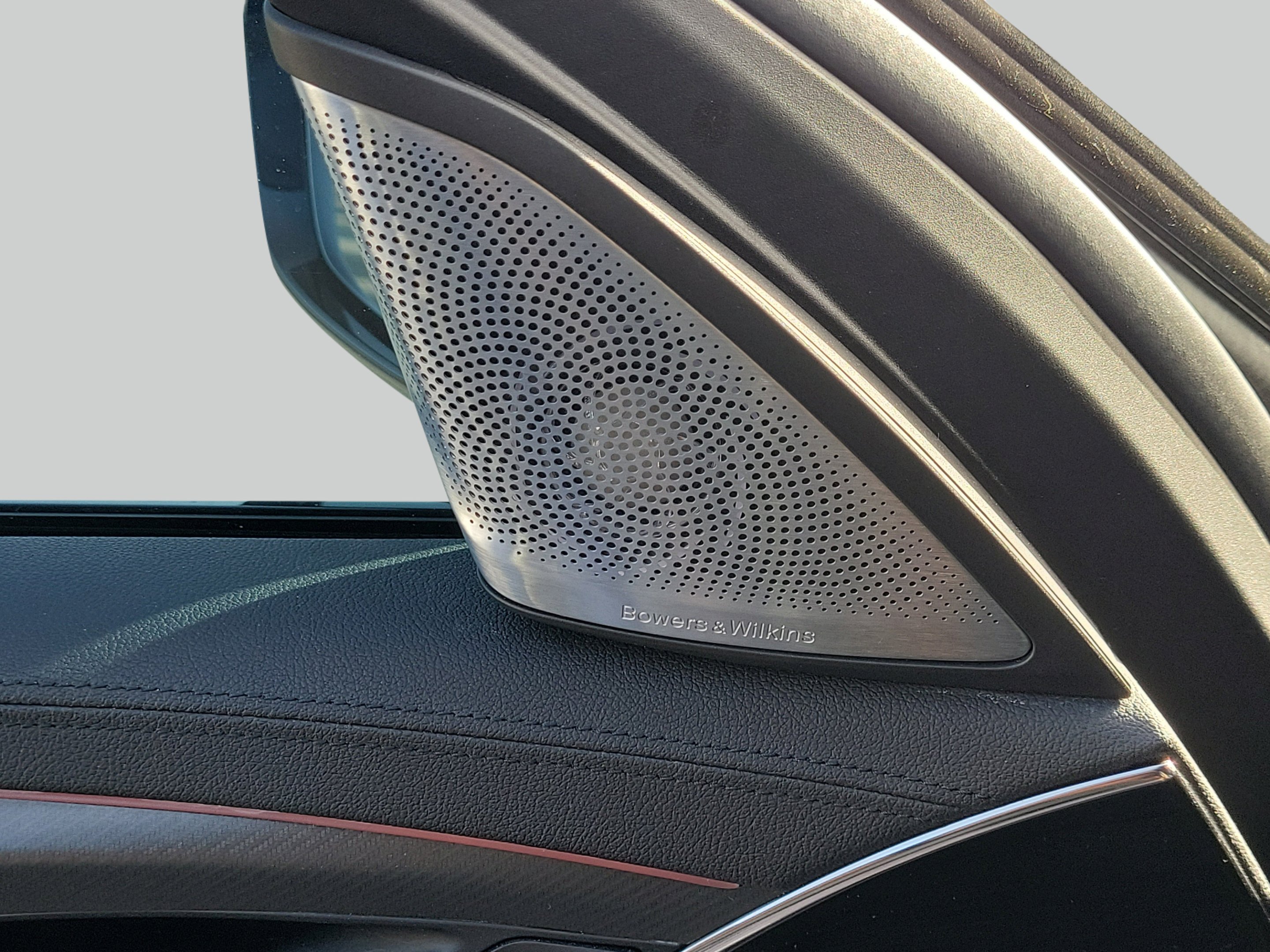 Used 2018 Blue Metallic BMW Base image 28