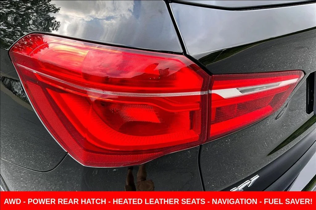 Used 2019 Black BMW xDrive28i image 22