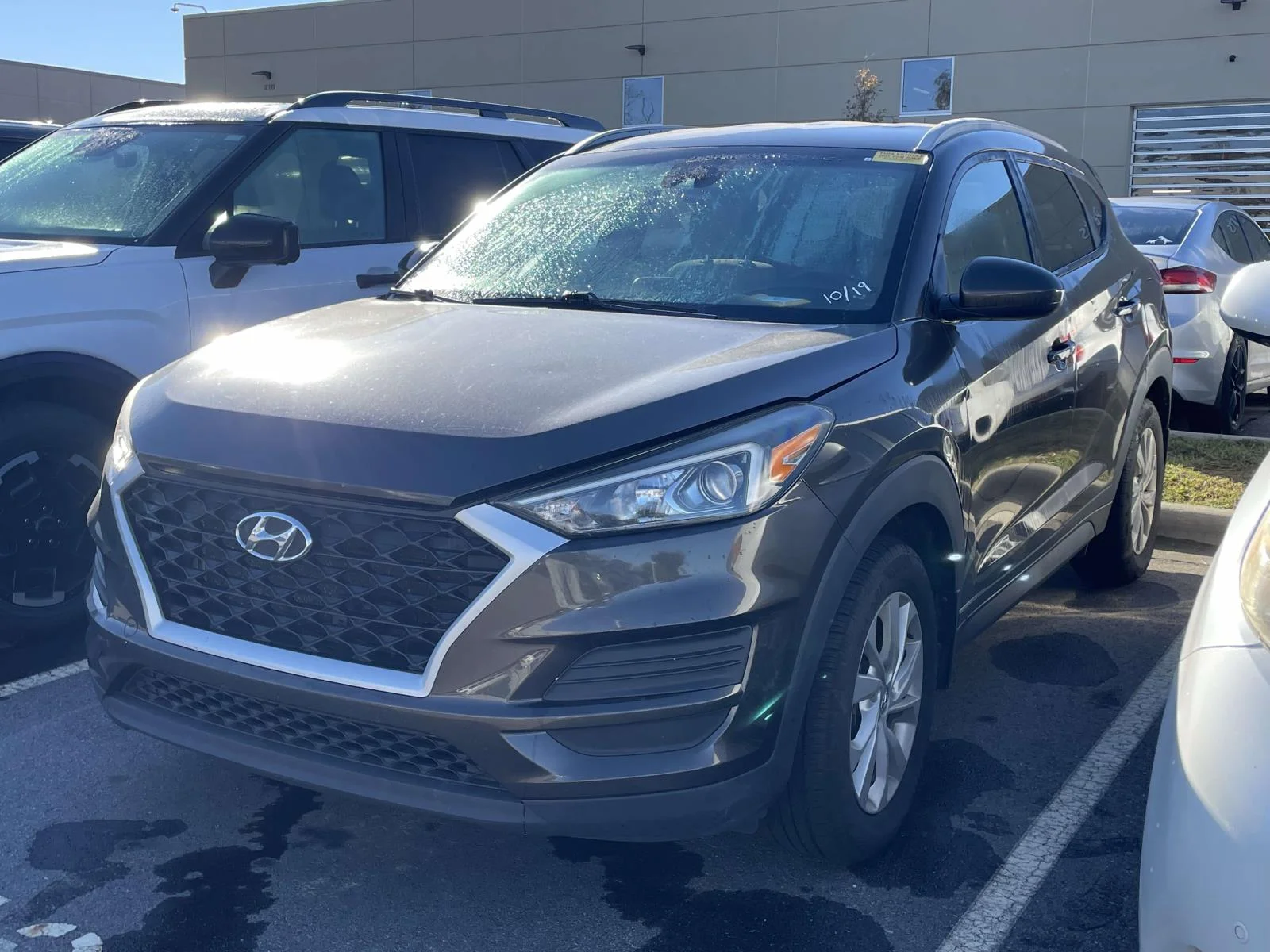 Used 2019 Sage Brown Hyundai Value image 2