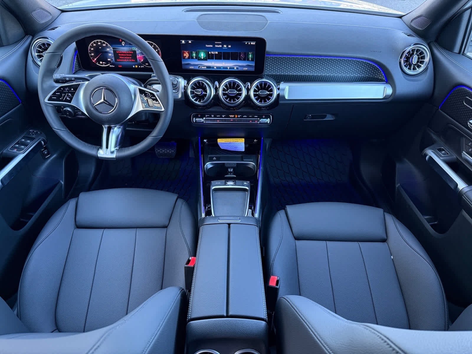 Used 2026 Polar White Mercedes-Benz GLB 250 image 12