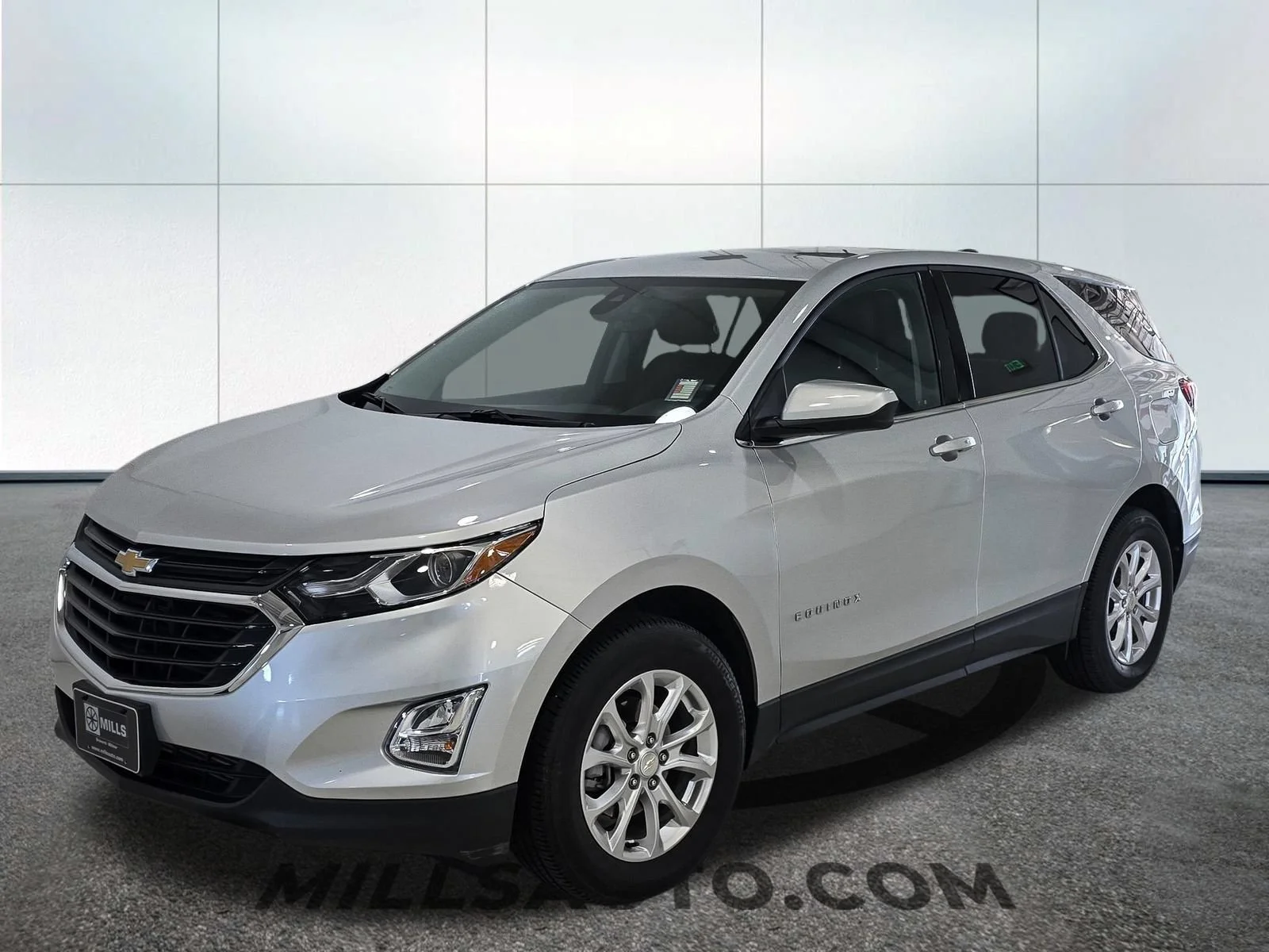 Used 2020 Chevrolet Equinox LT with VIN 3GNAXUEVXLS716517 for sale in Willmar, Minnesota