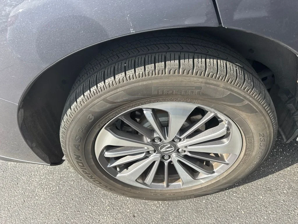 Used 2018  Acura Advance Package image 28