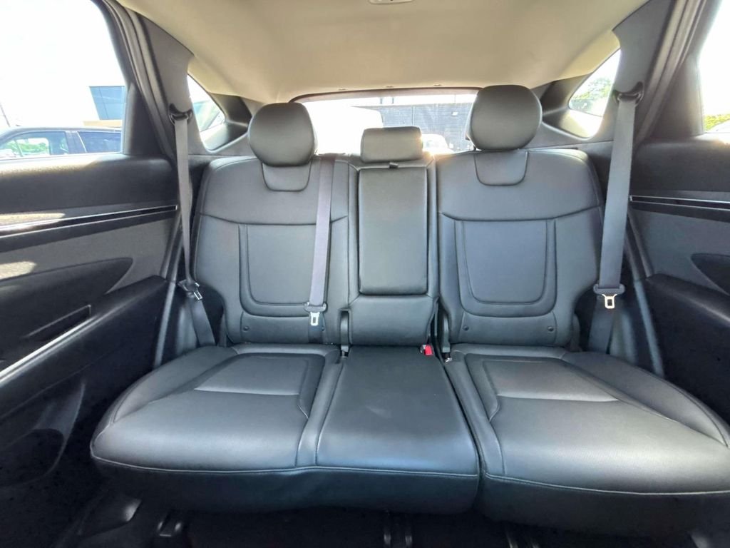 Used 2023 Gray Hyundai SEL image 11