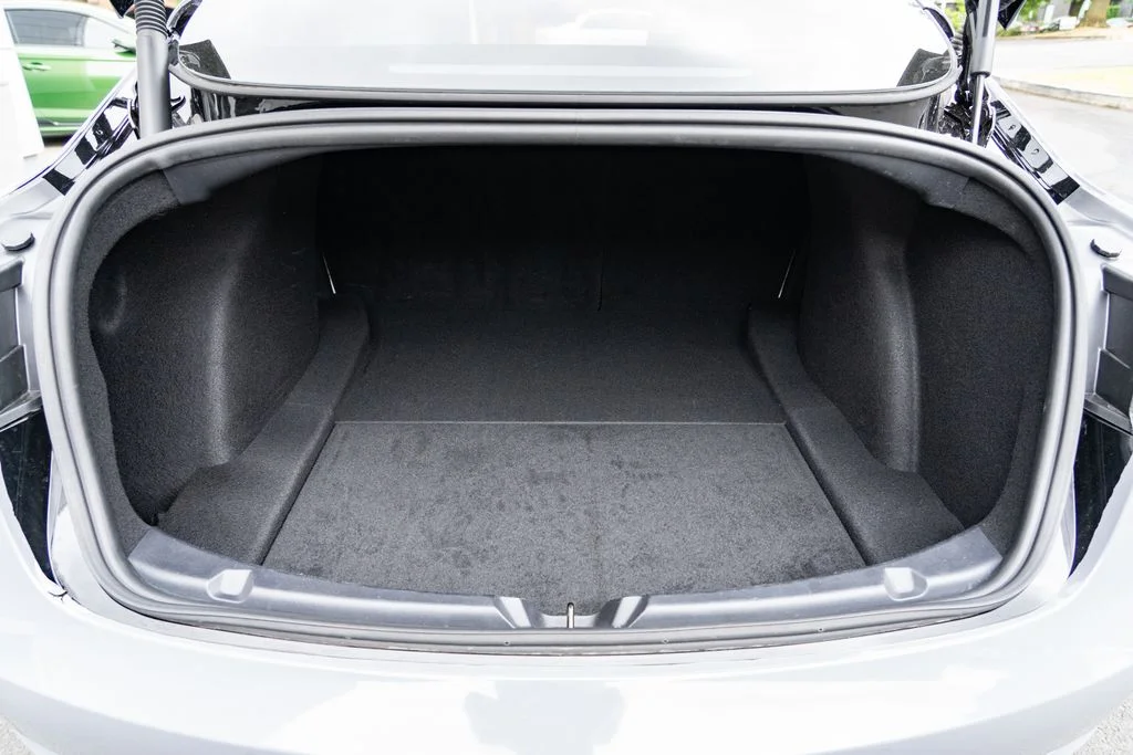 Used 2021 Gray Tesla Long Range image 8