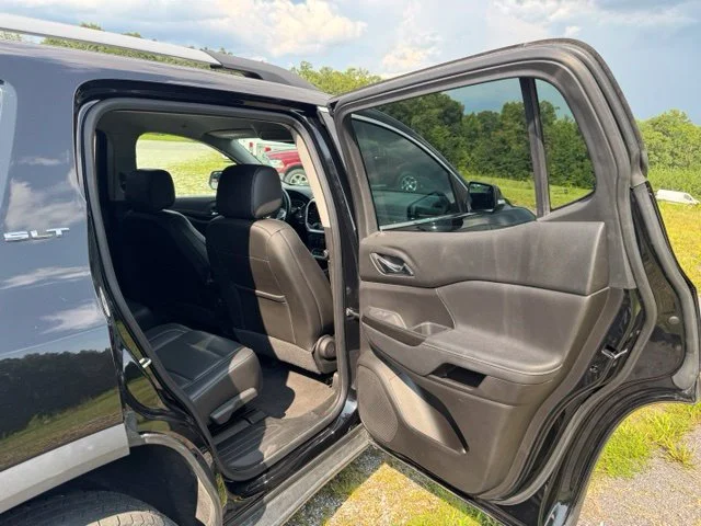 Used 2023 Black GMC SLT image 15