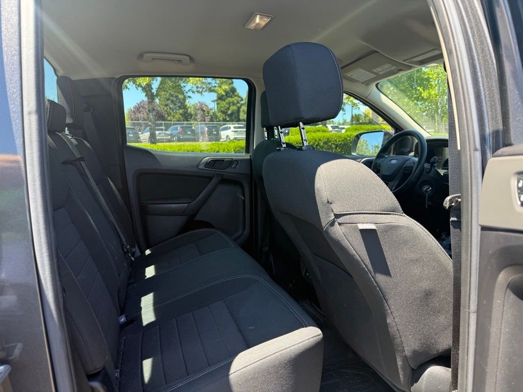 Used 2019 Magnetic Metallic Ford XL image 19