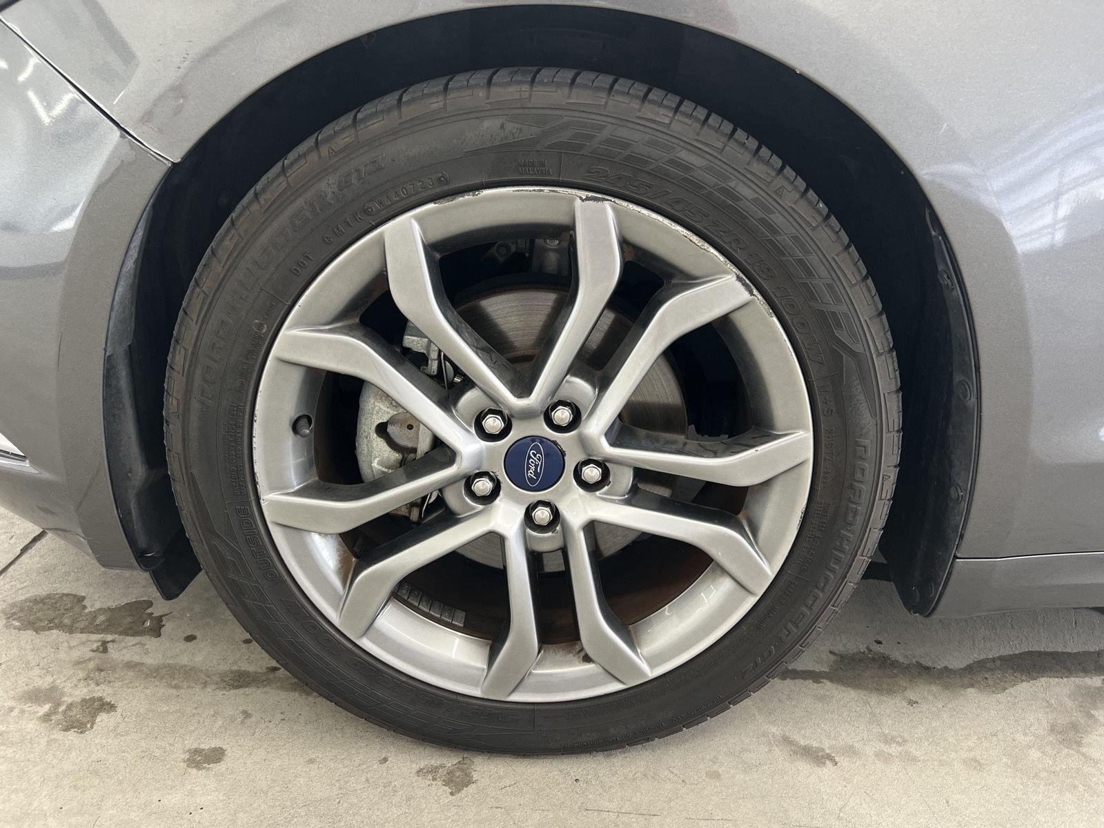 Used 2017 Magnetic Ford SE image 7