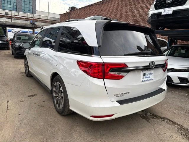 2024 Honda Odyssey EX-L - Photo 6