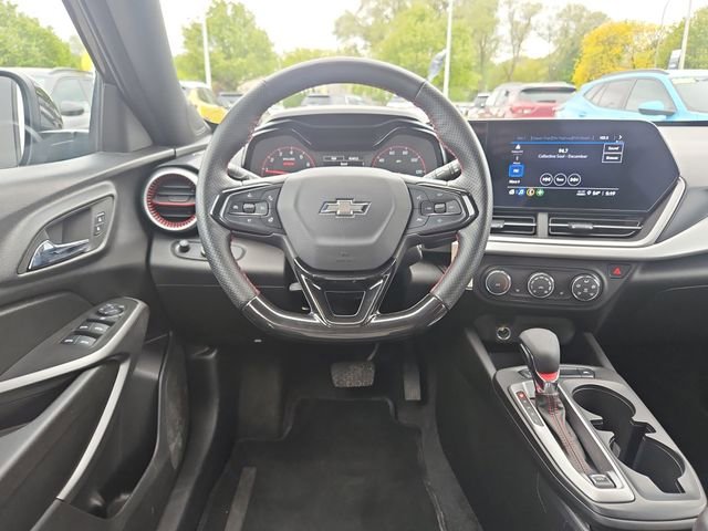 2024 Chevrolet Trax RS - Photo 13