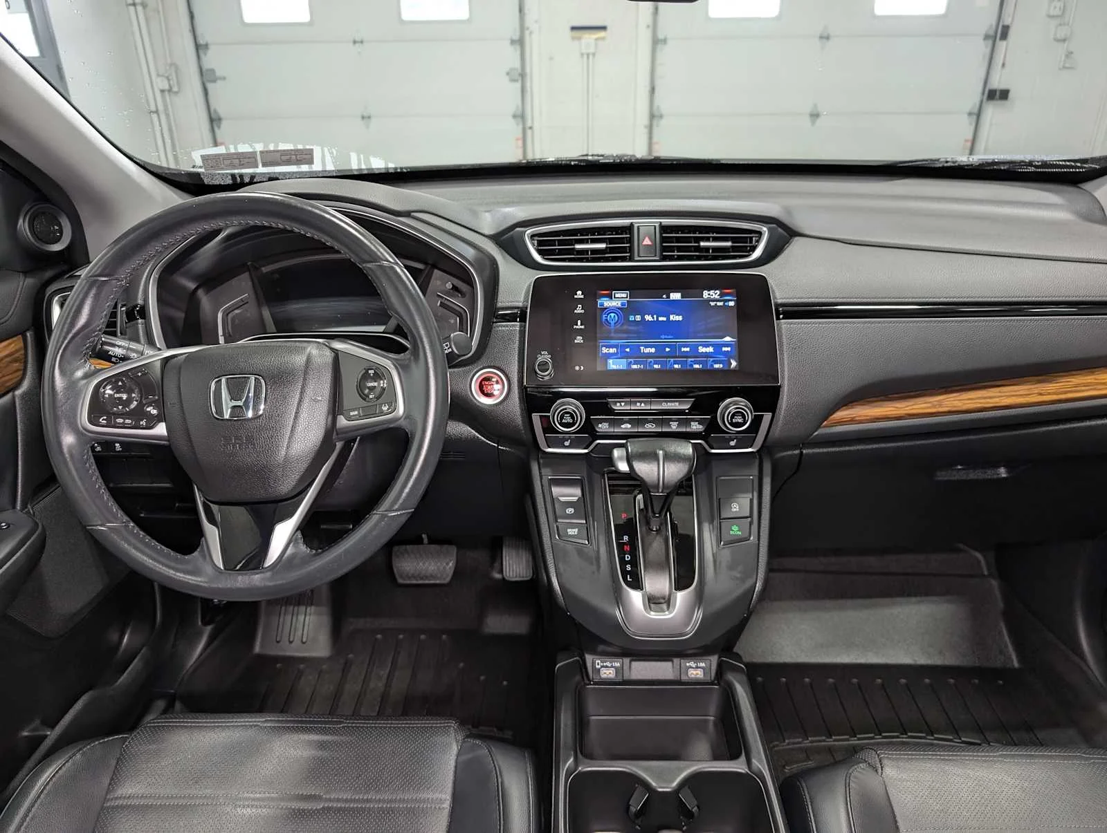 Used 2020 Lunar Silver Metallic Honda EX-L image 18