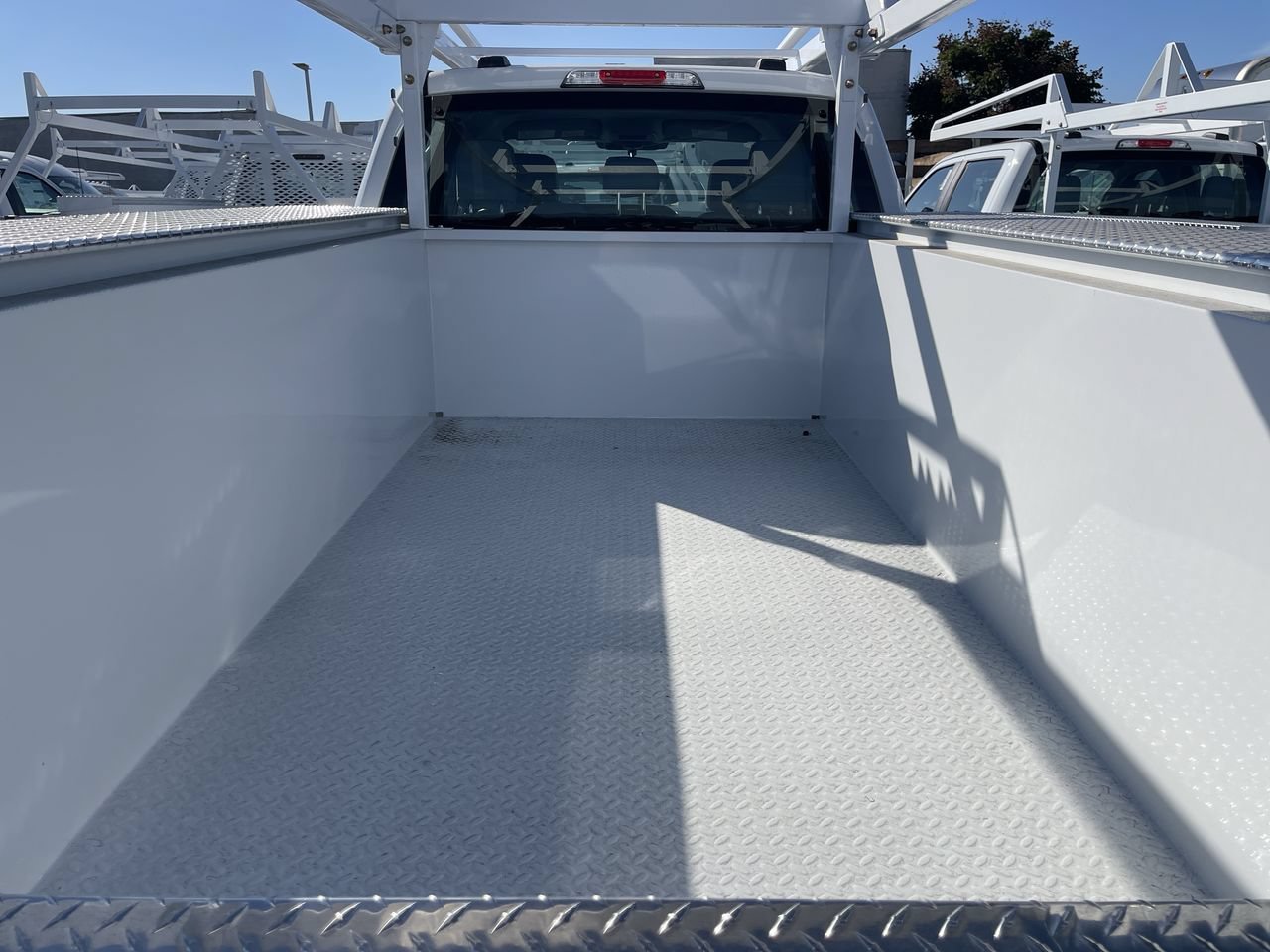 New 2026 Oxford White Ford XL image 27