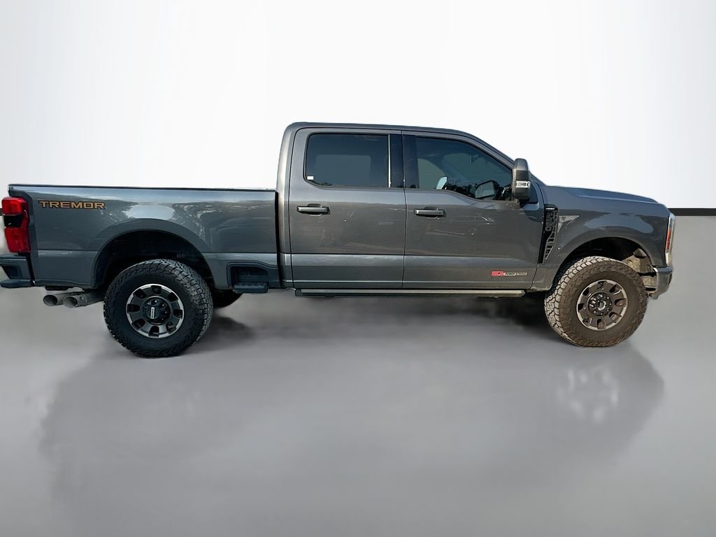 Used 2023 Gray Ford Lariat image 4