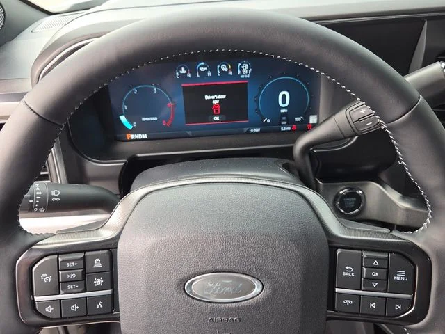 New 2026 Star White Metallic Tri-Coat Ford F-250® Platinum® image 21
