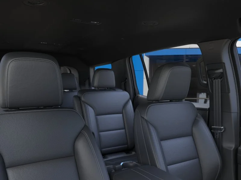 New 2027 Polar White Tricoat Chevrolet LT image 24