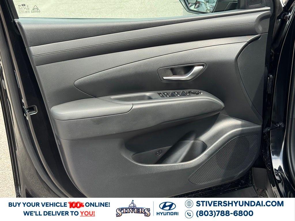 New 2026 Black Hyundai SEL Activity FWD image 23