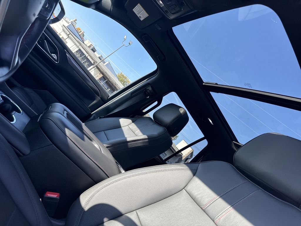 Used 2023 White Chevrolet RST image 35
