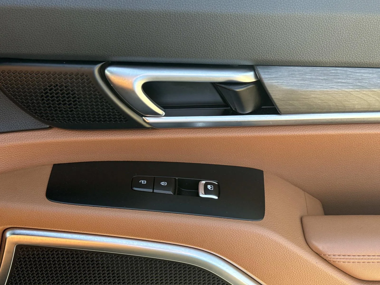 Used 2023 Dark Moss Kia SX Prestige X-Line AWD image 16