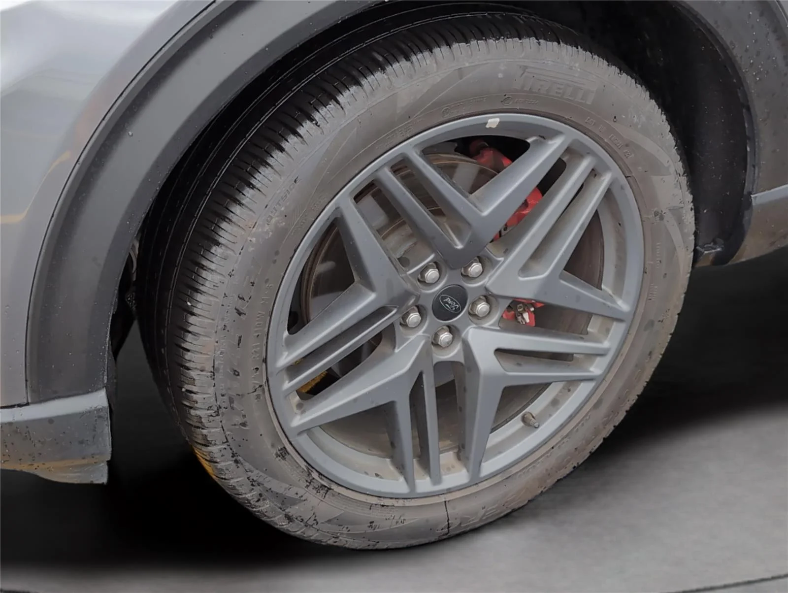 Used 2025 Carbonized Gray Ford ST-Line image 35