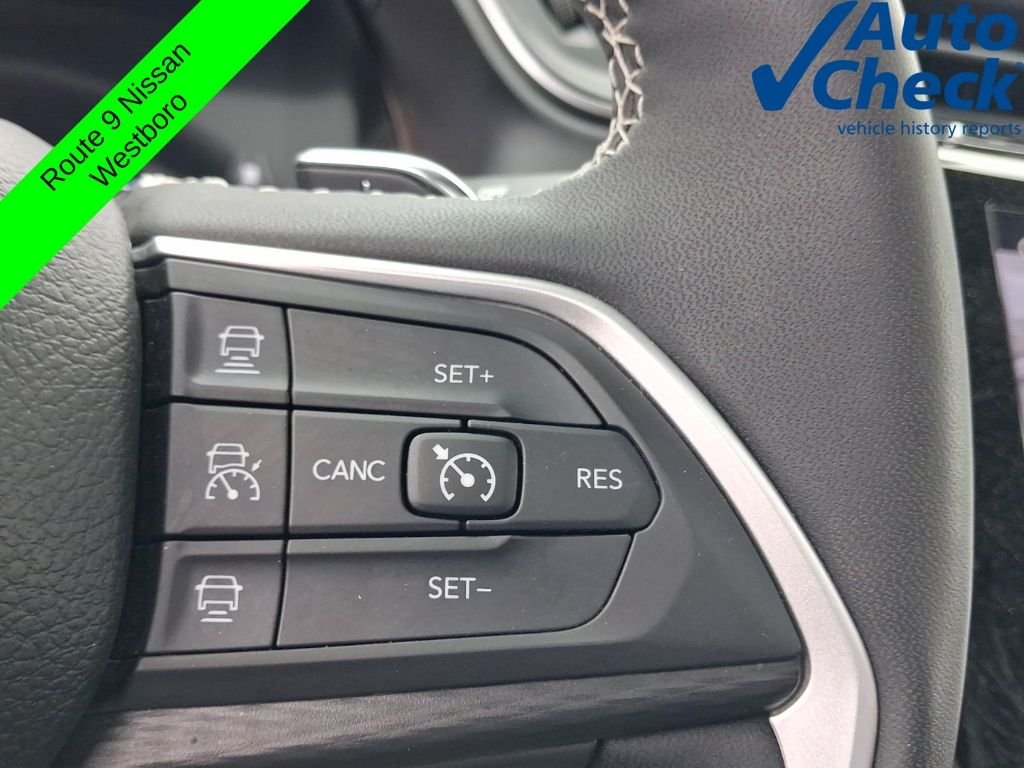 Used 2023 White Jeep Altitude X image 28