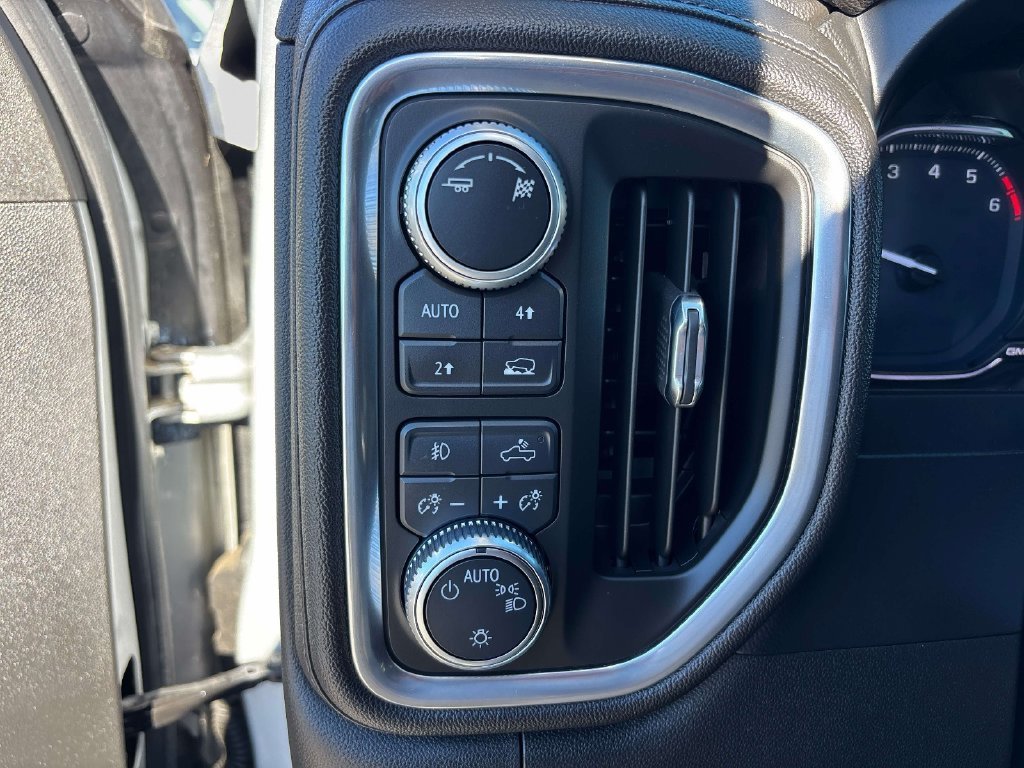 Used 2019 Silver GMC SLE image 19