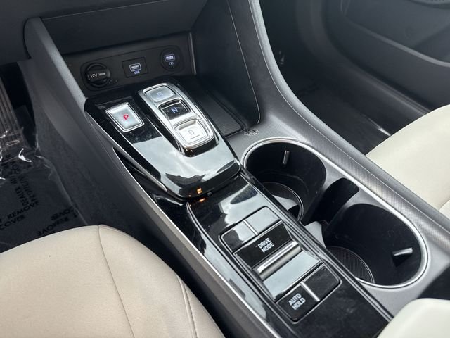 Used 2023 Gray Hyundai SEL image 19