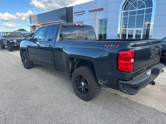 Used 2019 Black Chevrolet LT image 4