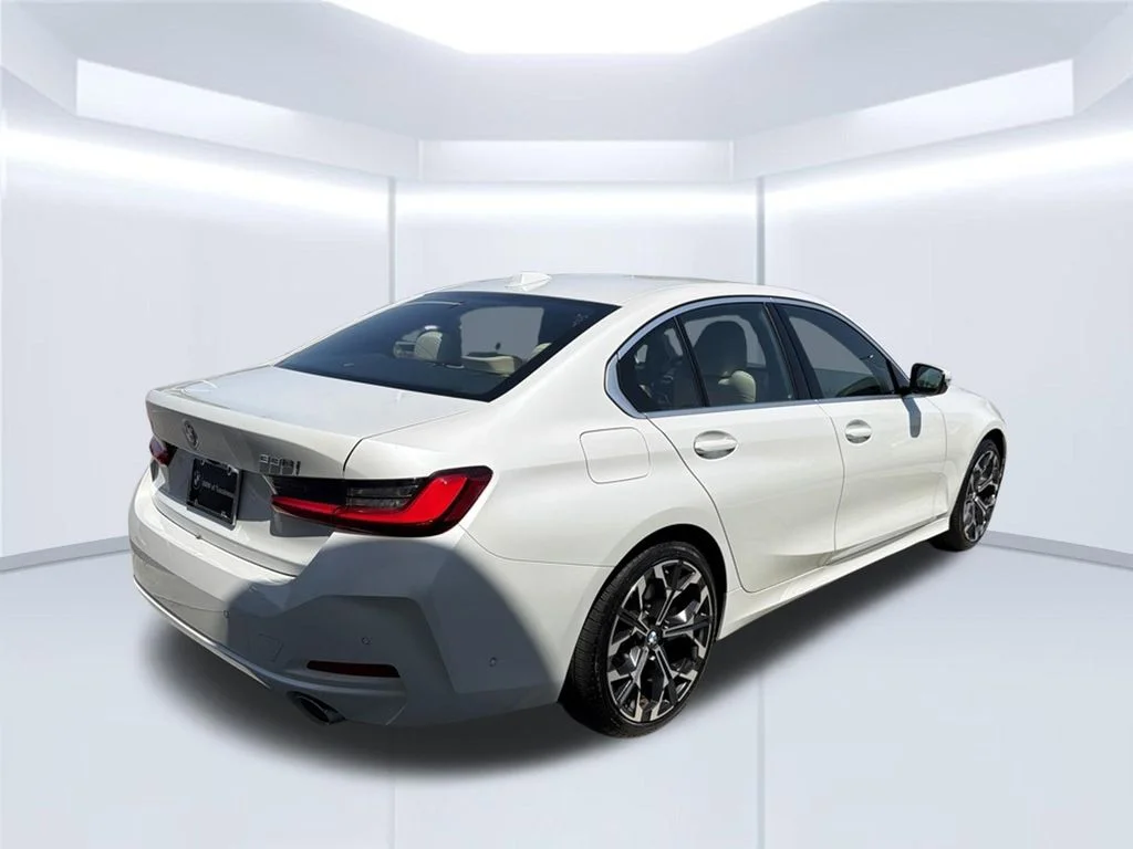 Used 2025 White BMW 330i image 7