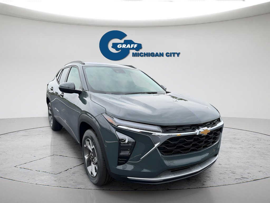 2026 Chevrolet Trax LT - Photo 8