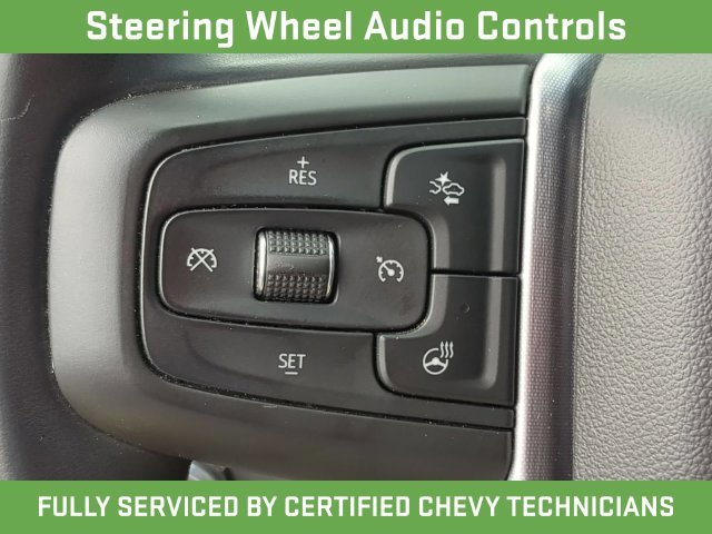 Used 2025 Silver GMC SLT image 25