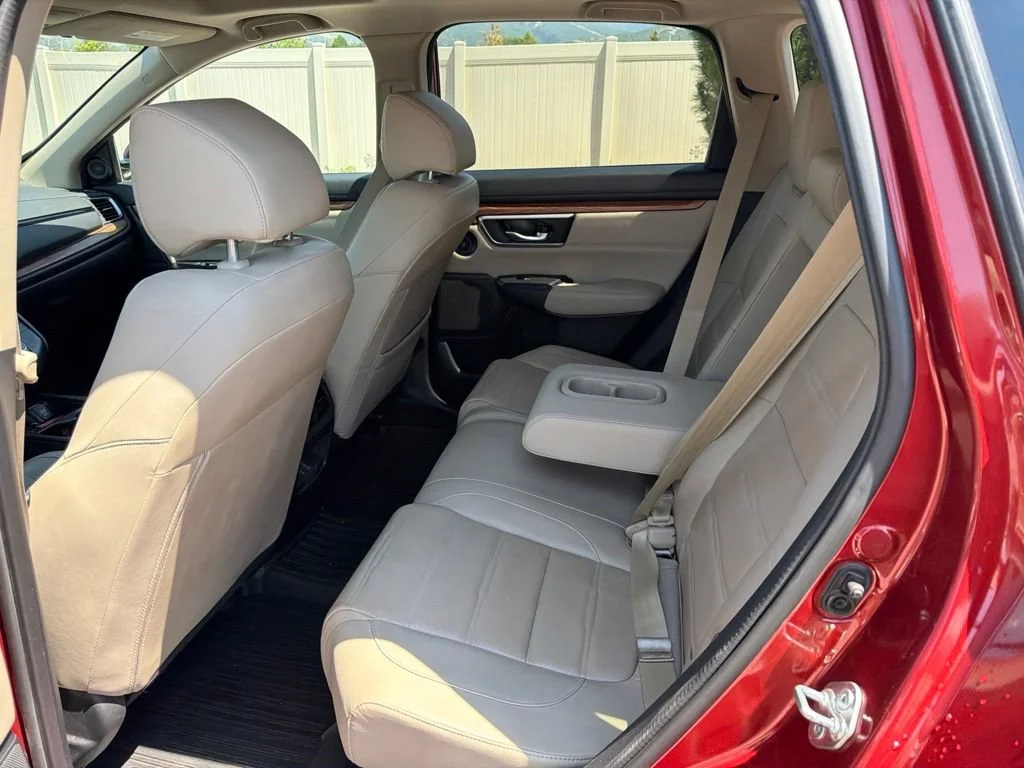 Used 2018 Molten Lava Pearl Honda EX-L image 16