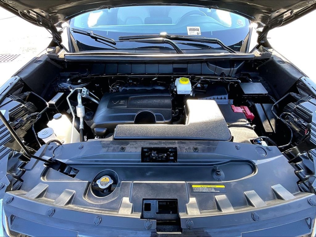 Used 2023 Super Black Nissan SL image 31