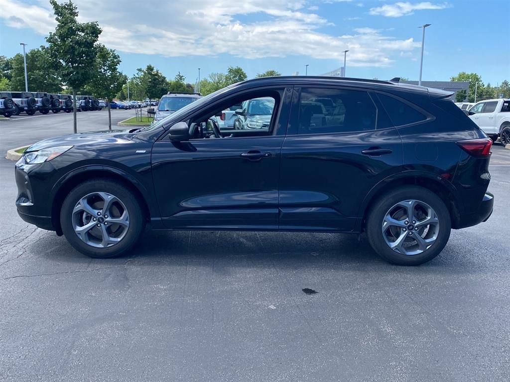 Used 2023 Agate Black Ford ST-Line image 7