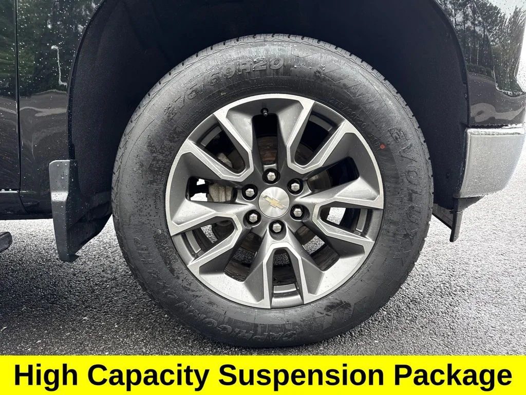 Used 2022 Black Chevrolet LT image 11