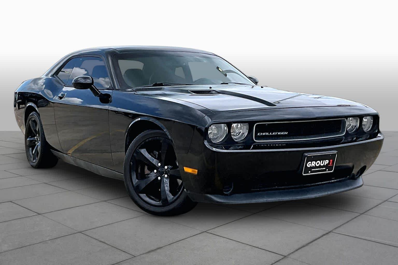 Used 2013 Dodge Challenger SXT with VIN 2C3CDYAG2DH675897 for sale in Richmond, TX