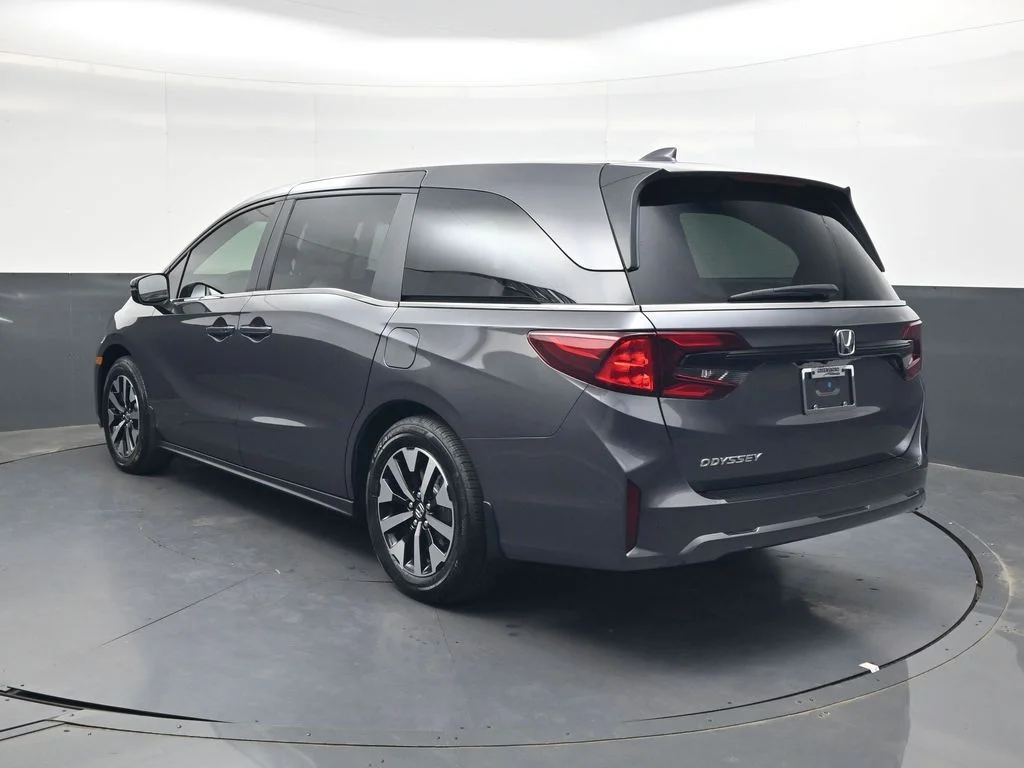 New 2026 Modern Steel Metallic Honda EX-L image 6