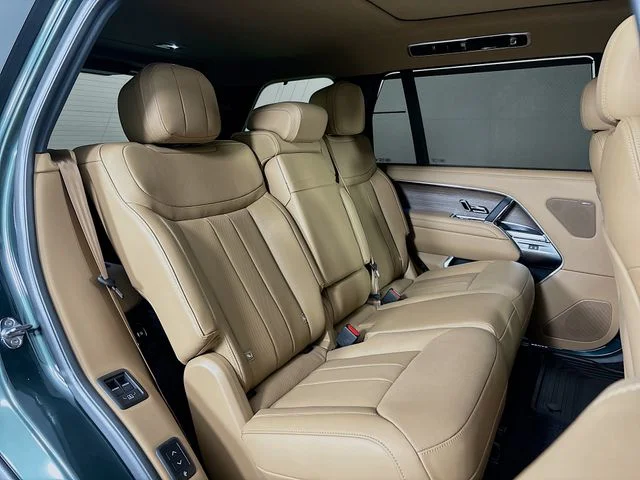 New 2026 Green Land Rover SE image 25
