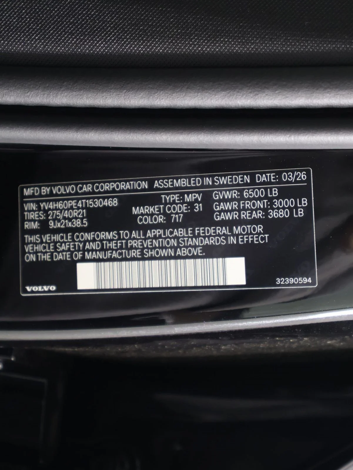 New 2026 Black Volvo T8 Plus image 17
