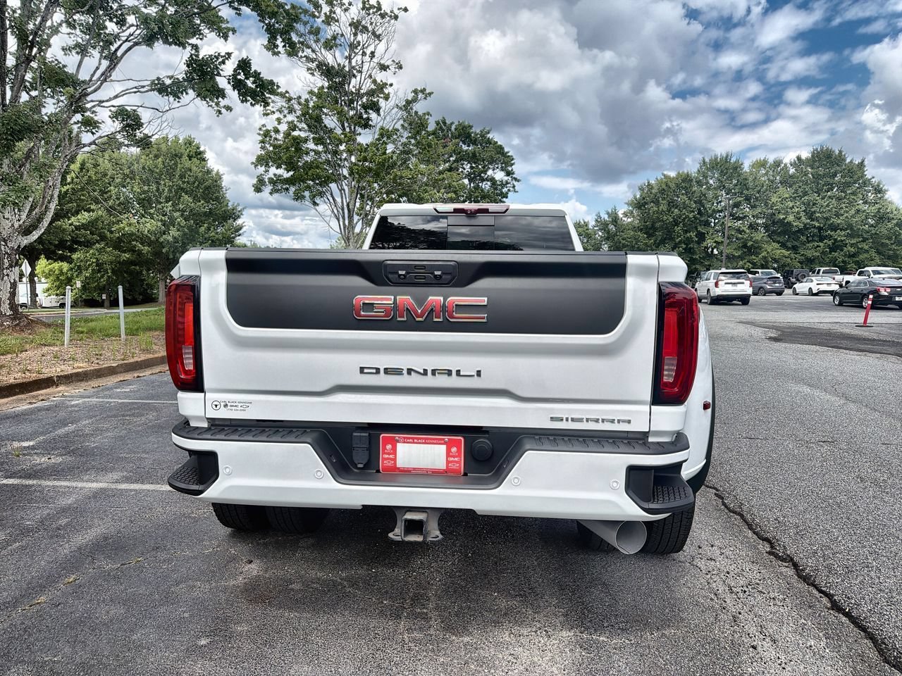 Used 2023 SUMMIT WHITE GMC Denali image 7