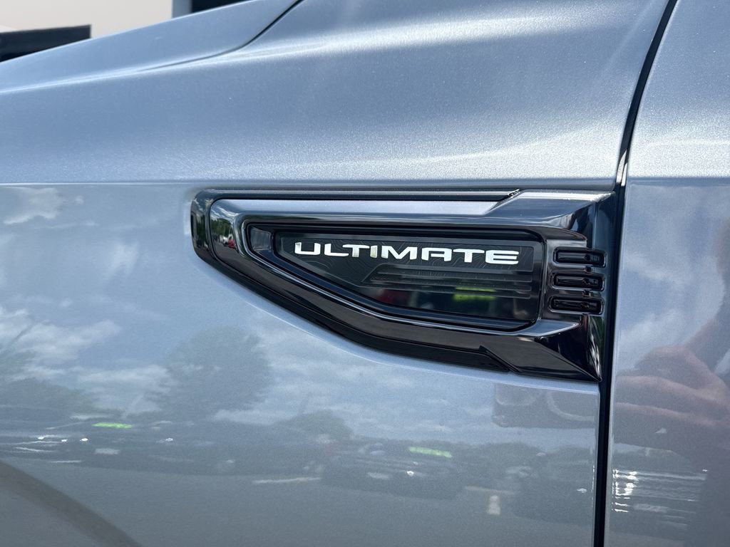 2026 GMC Yukon Denali Ultimate - Photo 29