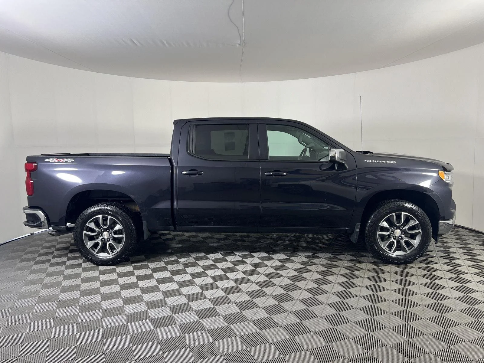 Used 2023 Ash Chevrolet LT image 5
